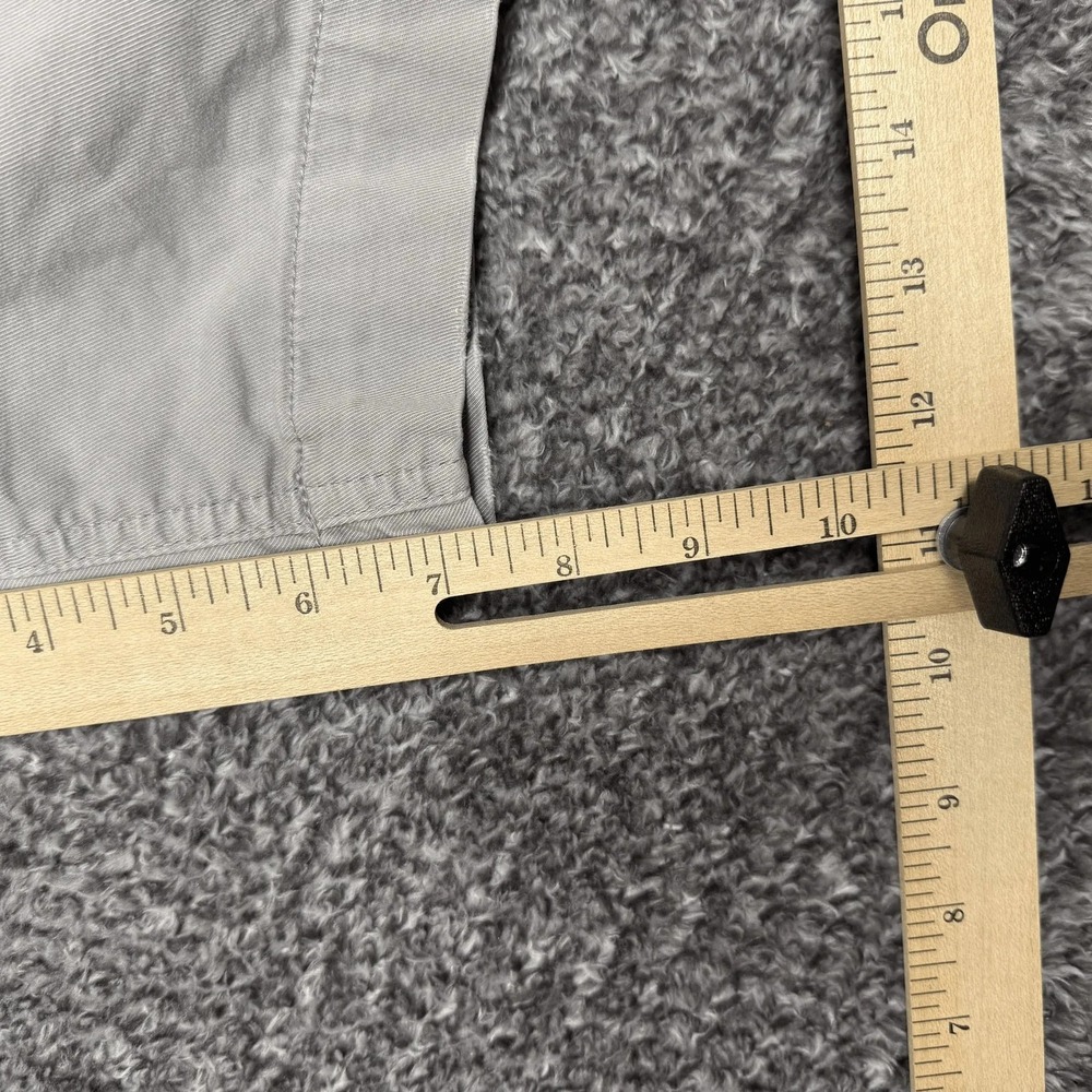 American Eagle Mens Flex Classic Shorts Size 33 Gray Chino Flat Front - Picture 8 of 9